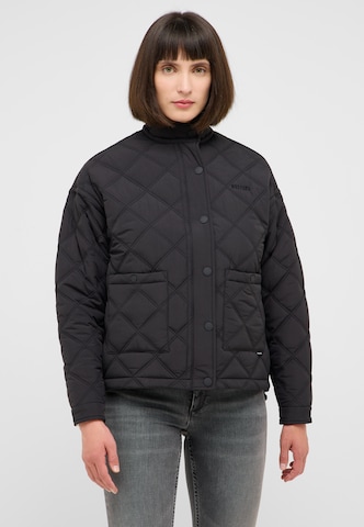 MUSTANG Jacke 'Half Moon Bay' in Schwarz: Vorderseite