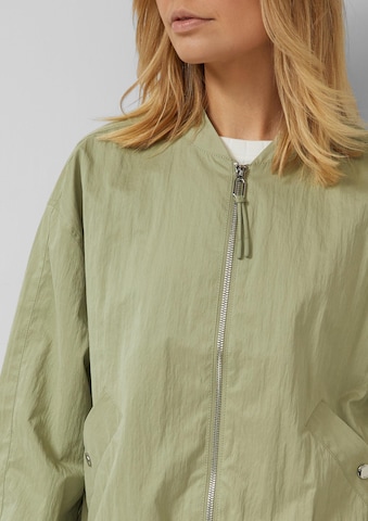 s.Oliver Φθινοπωρινό και ανοιξιάτικο μπουφάν σε πράσινο