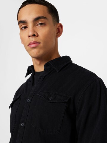 ESPRIT - Ajuste regular Camisa en negro