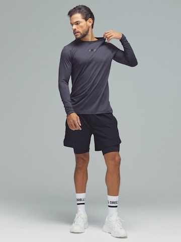 DRILLS Apparel Sportsweatshirt 'XFUNCTION Longsleeve Tee'‌‌‌‌‌‌ in Grau