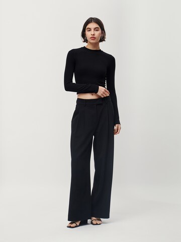 LeGer by Lena Gercke Wide leg Veckad byxa 'Annelie' i svart