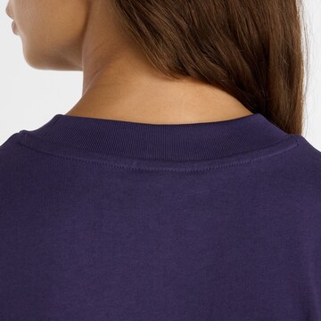 new balance - Camisa oversized em roxo
