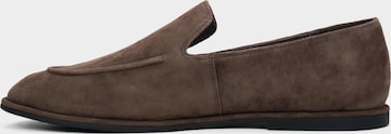 Chaussure basse '3081-2' Estro en marron : devant