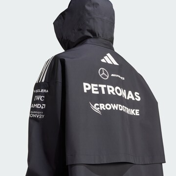 Veste fonctionnelle 'MERCEDES - AMG PETRONAS FORMULA ONE TEAM' ADIDAS PERFORMANCE en noir