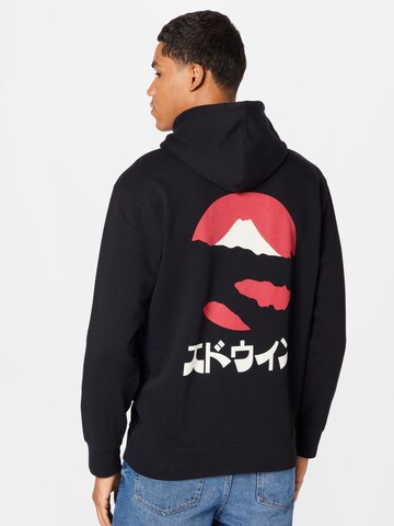 EDWIN Sweatshirt i svart