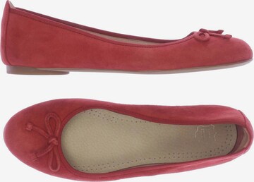 UNISA Flats & Loafers in 39 in Red: front