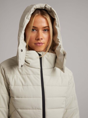 JACK1T Performance Jacket 'Isotope' in White