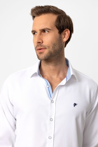 Regular fit Camicia 'Arne' di DENIM CULTURE in bianco