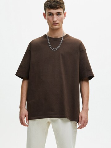 Pull&Bear Shirt in Bruin: voorkant