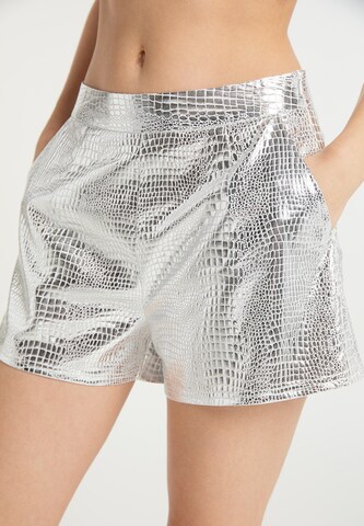 faina Regular Shorts in Silber