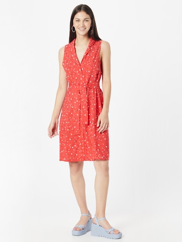 Lindex - Vestido camisero 'Edit' en rojo: frente