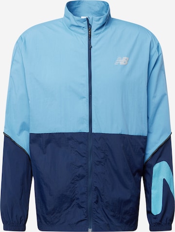 new balance - Chaqueta deportiva en azul: frente