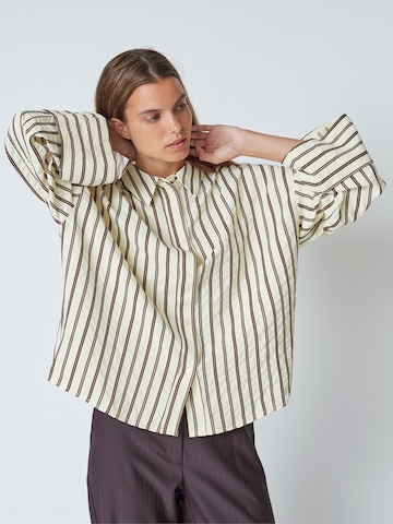 co'couture Paita 'Oxana' värissä beige: etupuoli