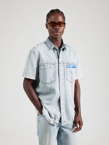 Coupe regular Chemise KARL LAGERFELD JEANS en bleu : devant