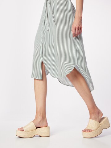 VERO MODA Платье-рубашка 'VMBumpy' в Зеленый