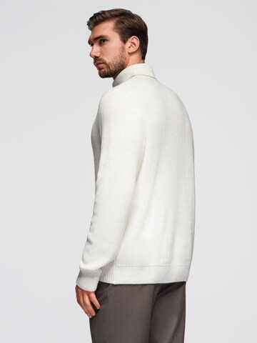 Pull-over 'OM-SWTN-0162' Ombre en blanc