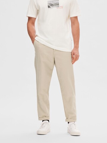 SELECTED HOMME Loosefit Chinobyxa i beige: framsida