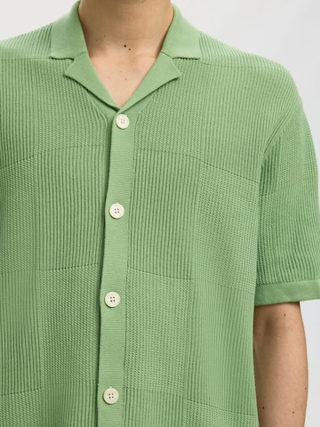 SELECTED - Camiseta en verde