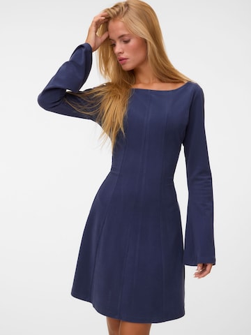 VERO MODA Kjole 'KATH' i blå: forside