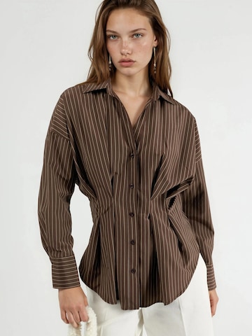 Qu Style Bluse in Braun: Vorderseite
