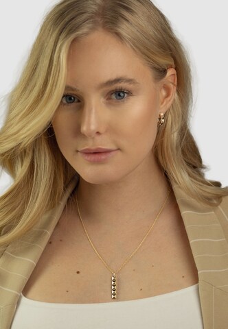 Nana Kay Necklace in Gold