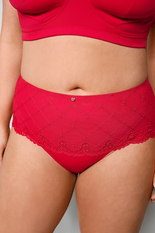 TruYou Boyshorts in Red: front