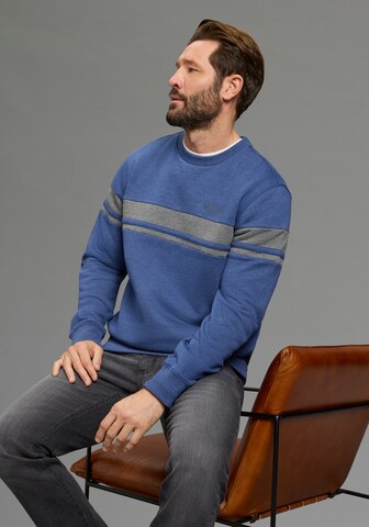 Man's World Sweatshirt in Blue