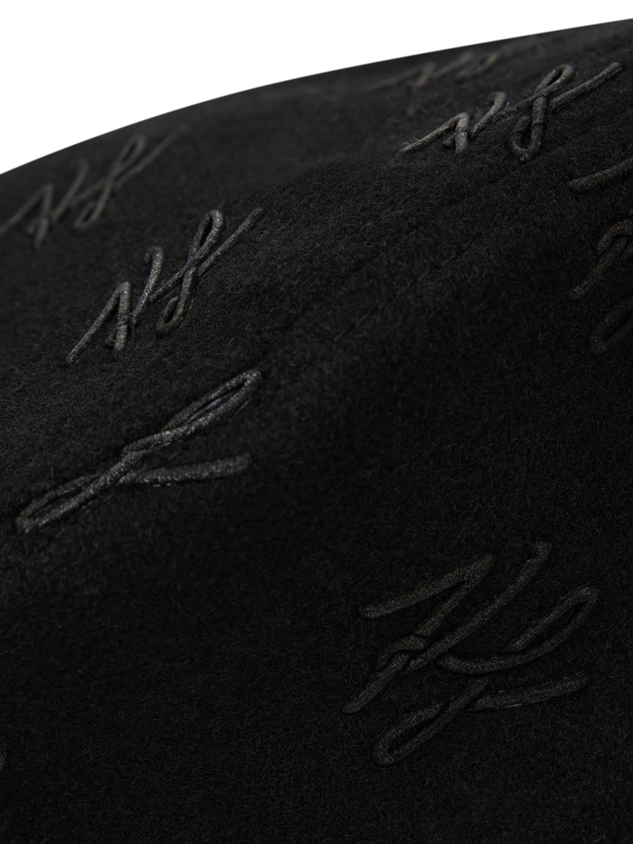 Karl Lagerfeld Beanie 'K/Autograph' in Black