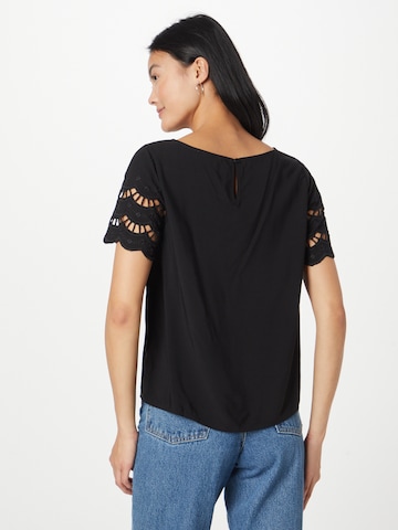 ABOUT YOU Blouse 'Gunda' in Black
