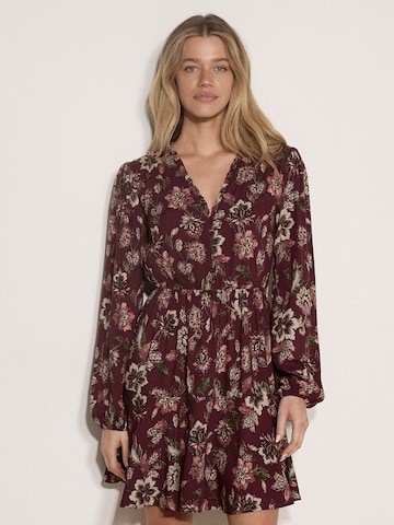 Apricot Jurk ' ' in Rood: voorkant
