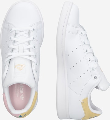 Baskets 'STAN SMITH' ADIDAS ORIGINALS en blanc