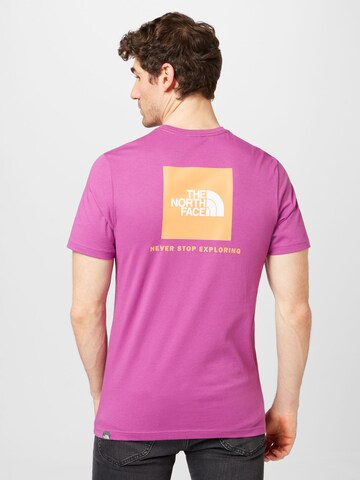 THE NORTH FACE - Ajuste regular Camiseta funcional 'Red Box' en lila