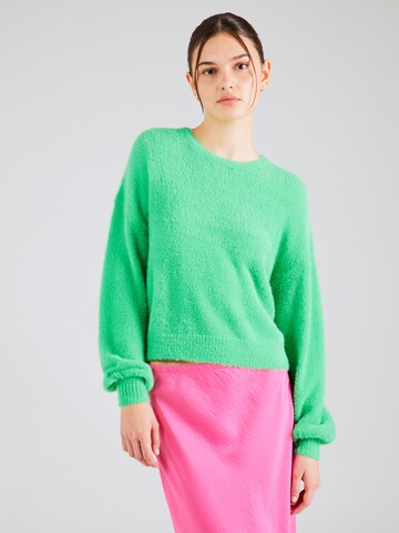 ONLY Sweater 'PIUMO' in Green: front