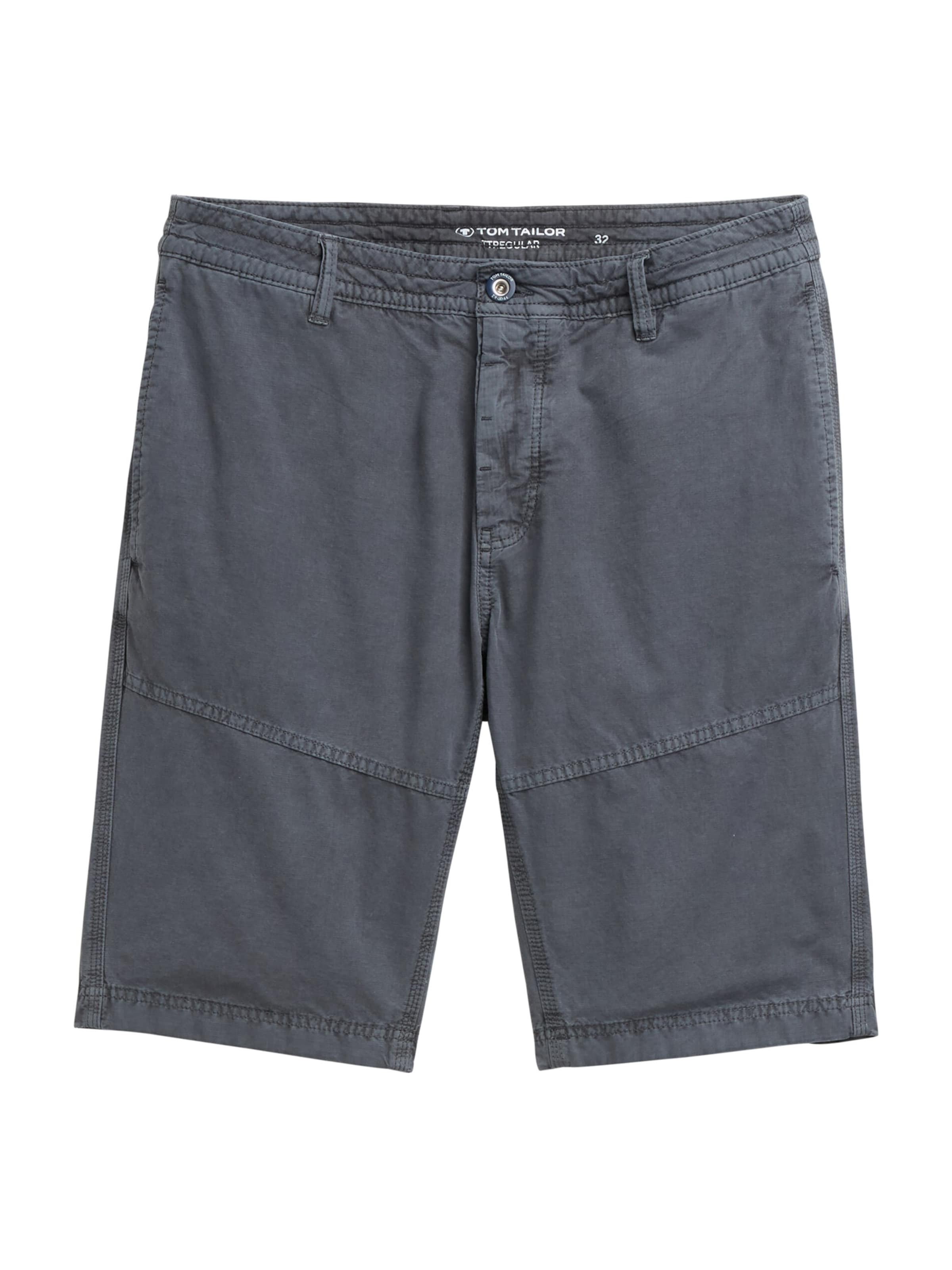 TOM TAILOR Trousers in Grey: front