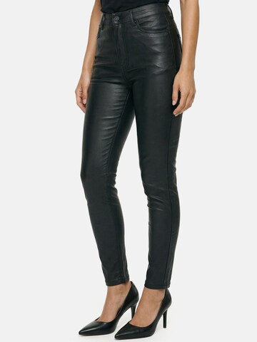 Tazzio Skinny Jeans 'F140'‌‌‌‌‌‌ in Schwarz