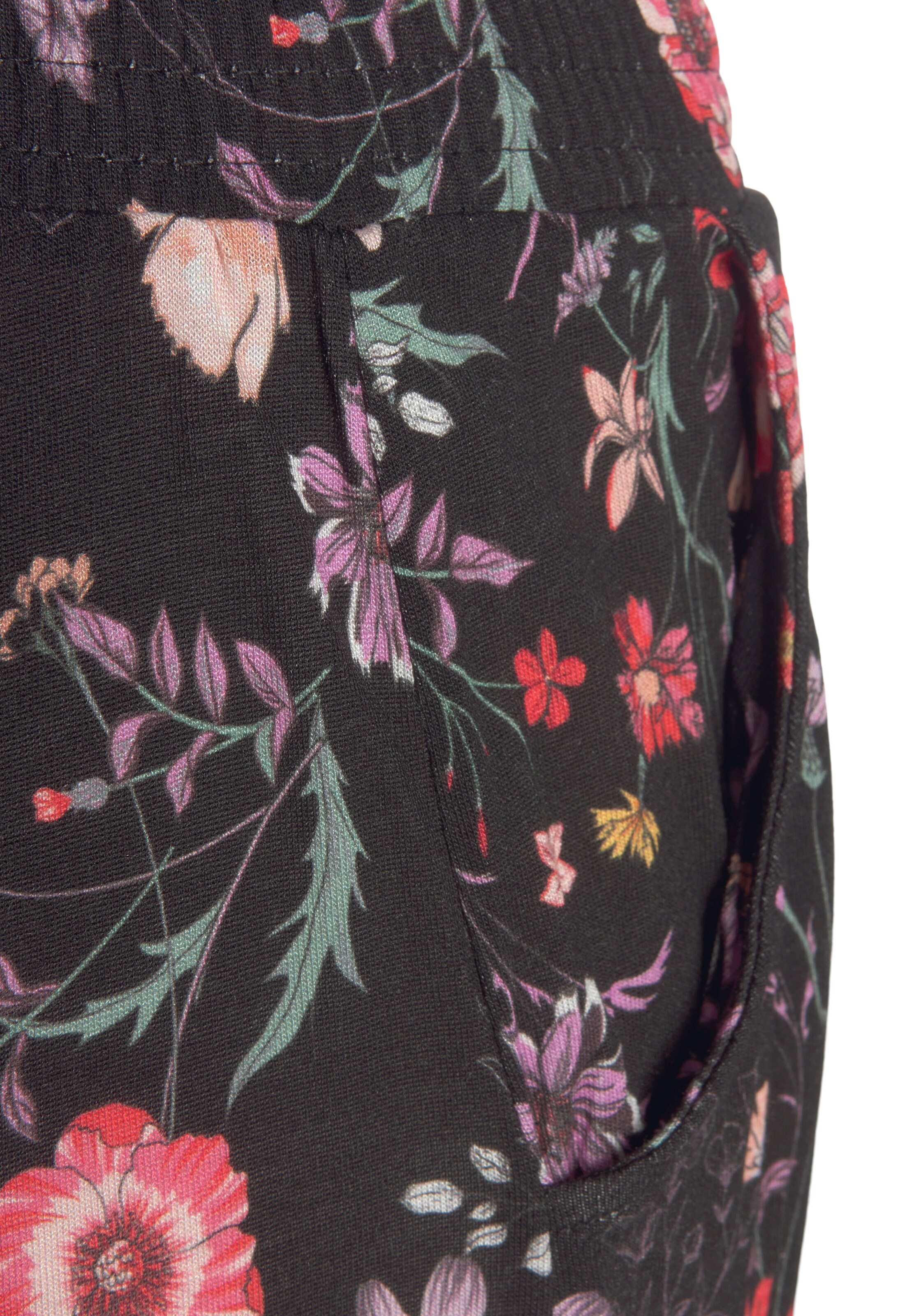 LASCANA Tapered Nadrág - fekete