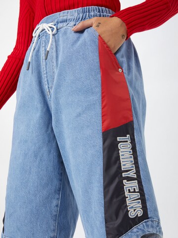 Tommy Jeans Ohlapna forma Kavbojke | modra barva