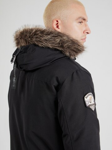 Superdry Zimska jakna 'Everest' | črna barva