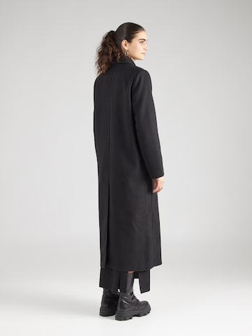 Palton de primăvară-toamnă de la Gina Tricot pe negru