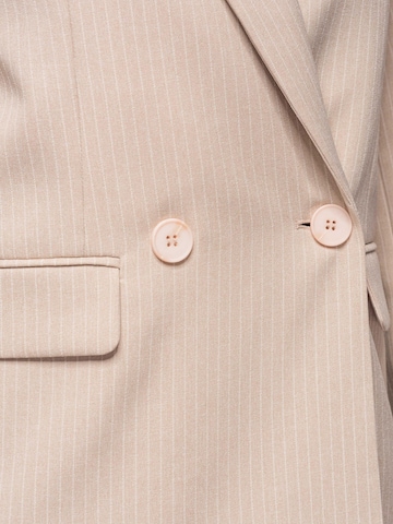 Ombre Blazers in Beige