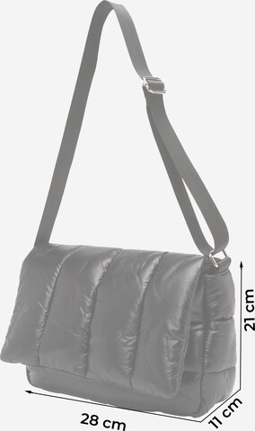 WEEKDAY Tasche 'Nessa' in Schwarz