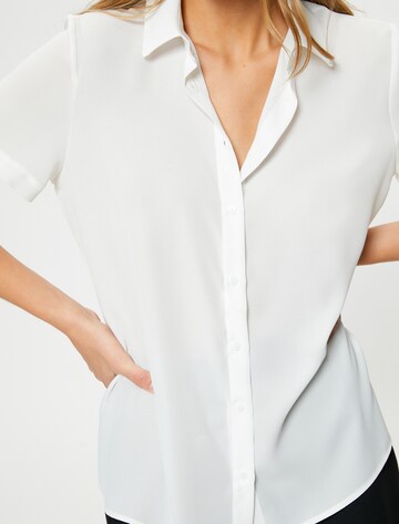 Koton Bluse in Weiß