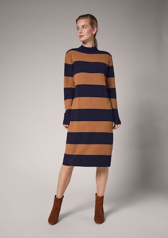 COMMA Knitted dress in Blue: front