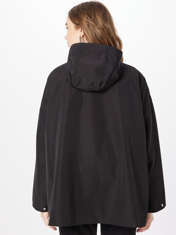 QS Jacke in Schwarz