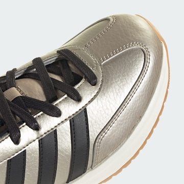 Baskets basses 'RUN 70s 2.0' ADIDAS SPORTSWEAR en argent