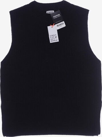 Emily Van Den Bergh Sweater & Cardigan in L in Black: front