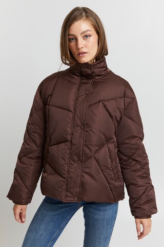 PULZ Jeans Between-Season Jacket in Brown: front