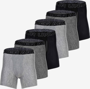 Sous-vêtements de sport UNDER ARMOUR en gris : devant