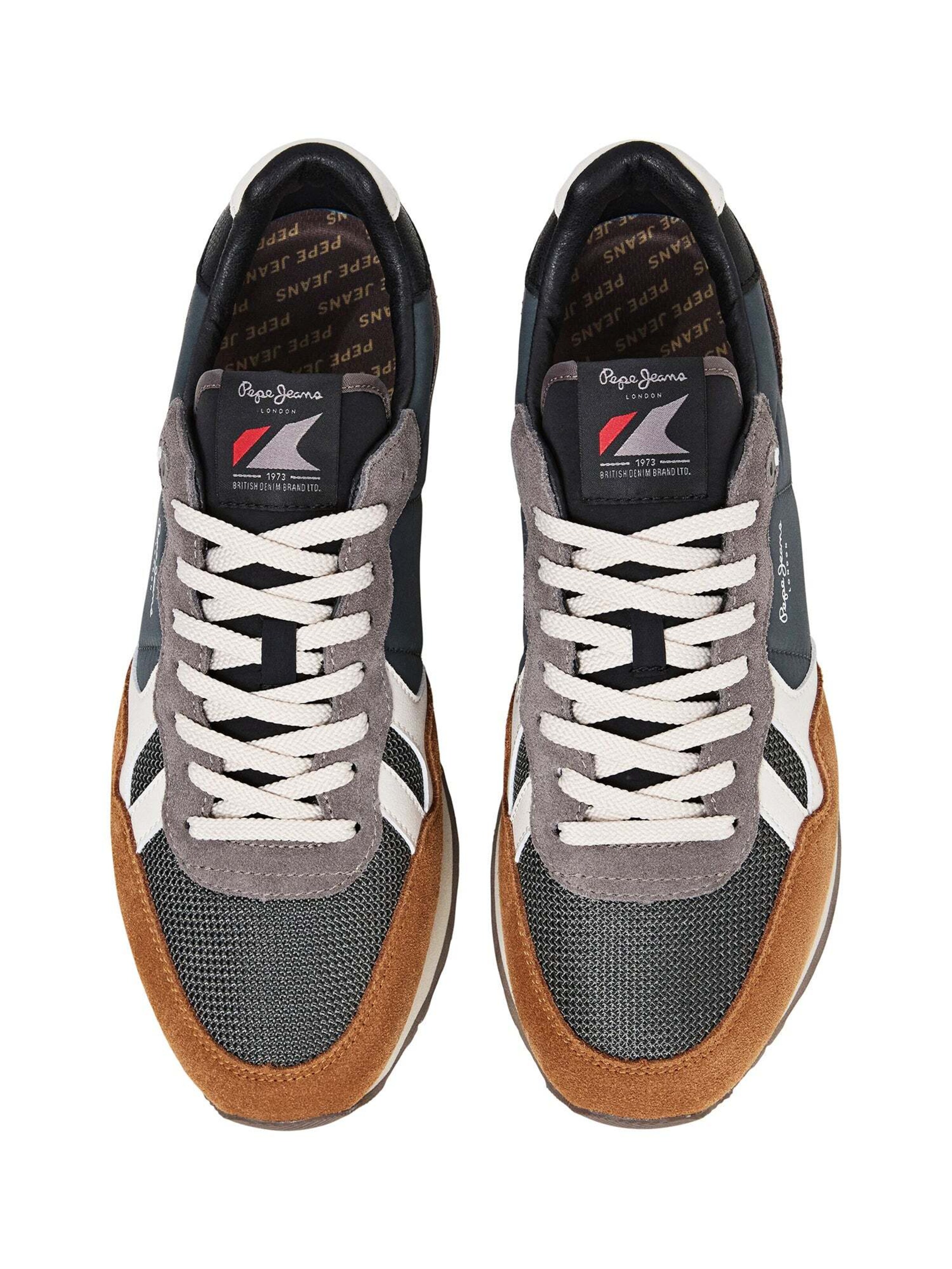 Pepe Jeans Sneakers laag 'BRIT ESSENCE M' in Bruin