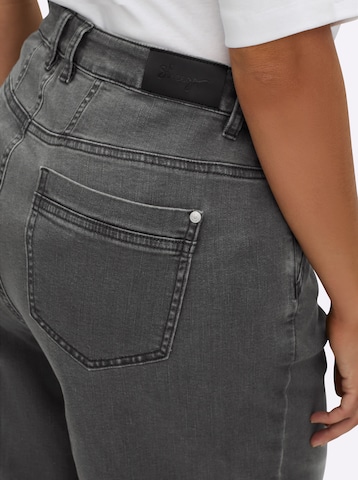 SHEEGO Свободный крой Джинсы в Серый